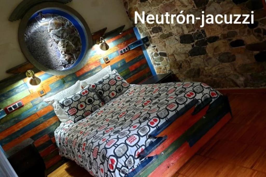 Zentral Club Neutron-Jacuzzi Apartamento Belmonte De Miranda Exterior foto
