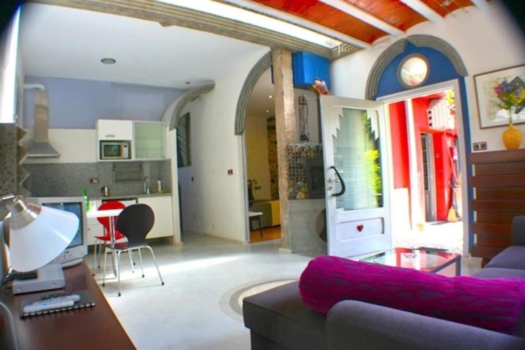 Zentral Club Neutron-Jacuzzi Apartamento Belmonte De Miranda Exterior foto
