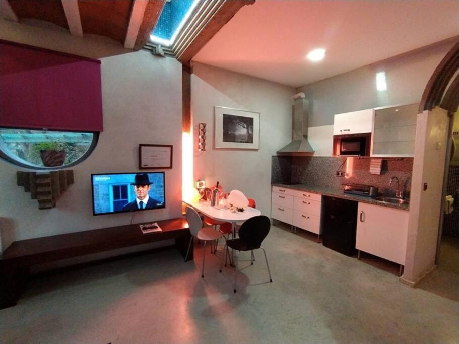 Zentral Club Neutron-Jacuzzi Apartamento Belmonte De Miranda Exterior foto